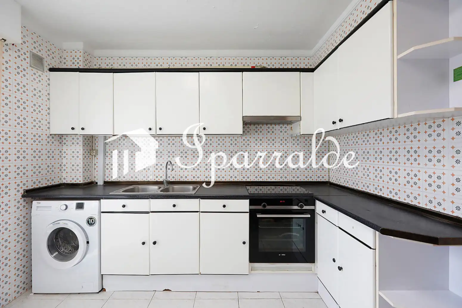 Kitchen of Flat for sale in Irun   with Heating and Balcony