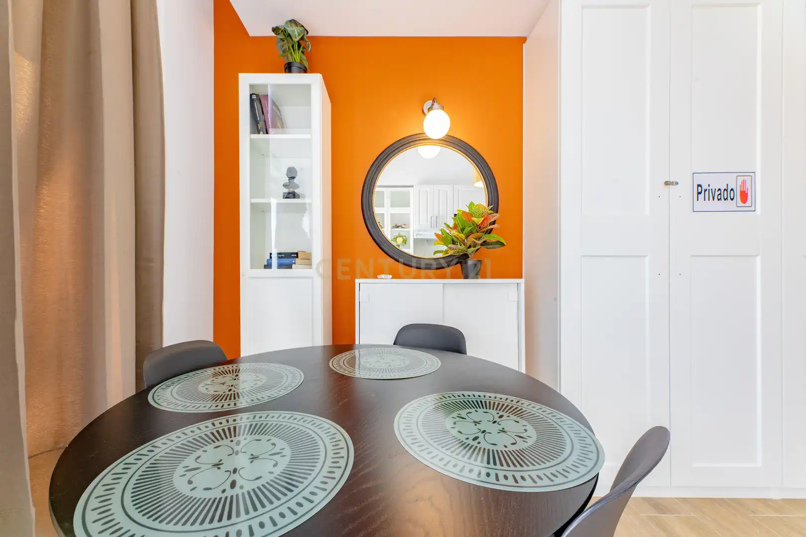 Esszimmer von Gebäude zum Verkauf in Valencia