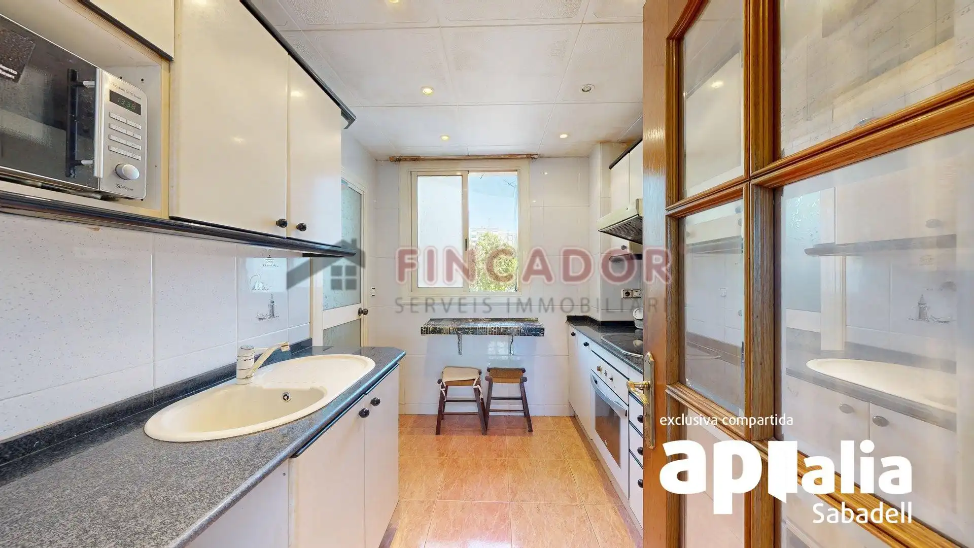 Cocina de Piso en venta en Badia del Vallès con Aire acondicionado, Calefacción y Parquet