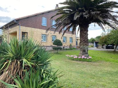 Vista exterior de Casa o xalet en venda en Gozón amb Terrassa