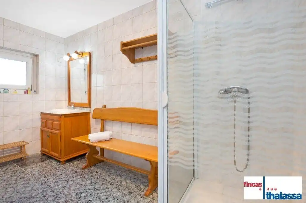 Bathroom of Houses for sale in Lloret de Mar  with Air Conditioner, Private garden and Storage room