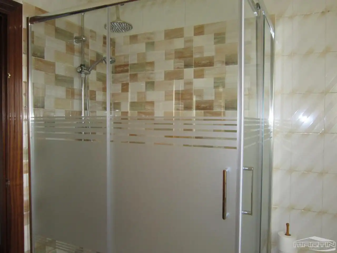 Bany de Edifici en venda en Lucena