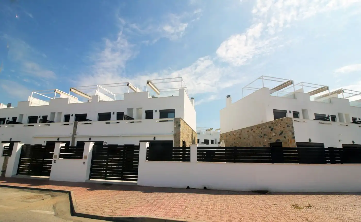Reihenhaus mit Terrasse zum Verkauf in Pilar de la Horadada ciudad, imagen 38