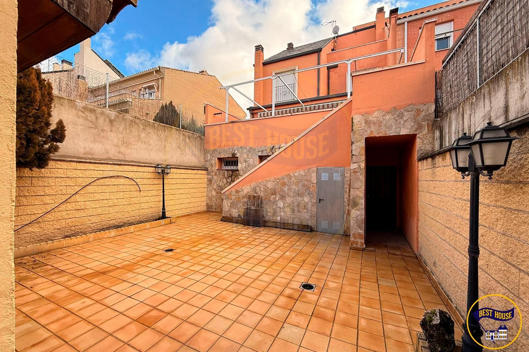 Terrace of Single-family semi-detached for sale in Cuenca Capital  with Heating, Terrace and Balcony