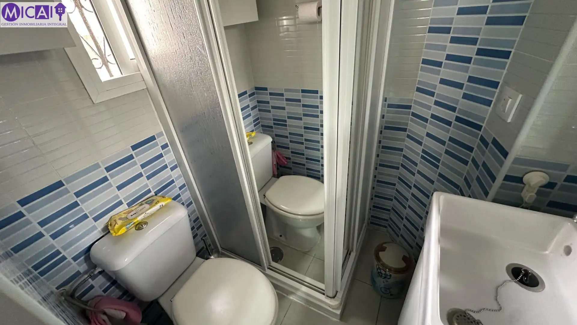 Baño de Casa adosada en venta en Chiclana de la Frontera con Aire acondicionado, Jardín privado y Terraza