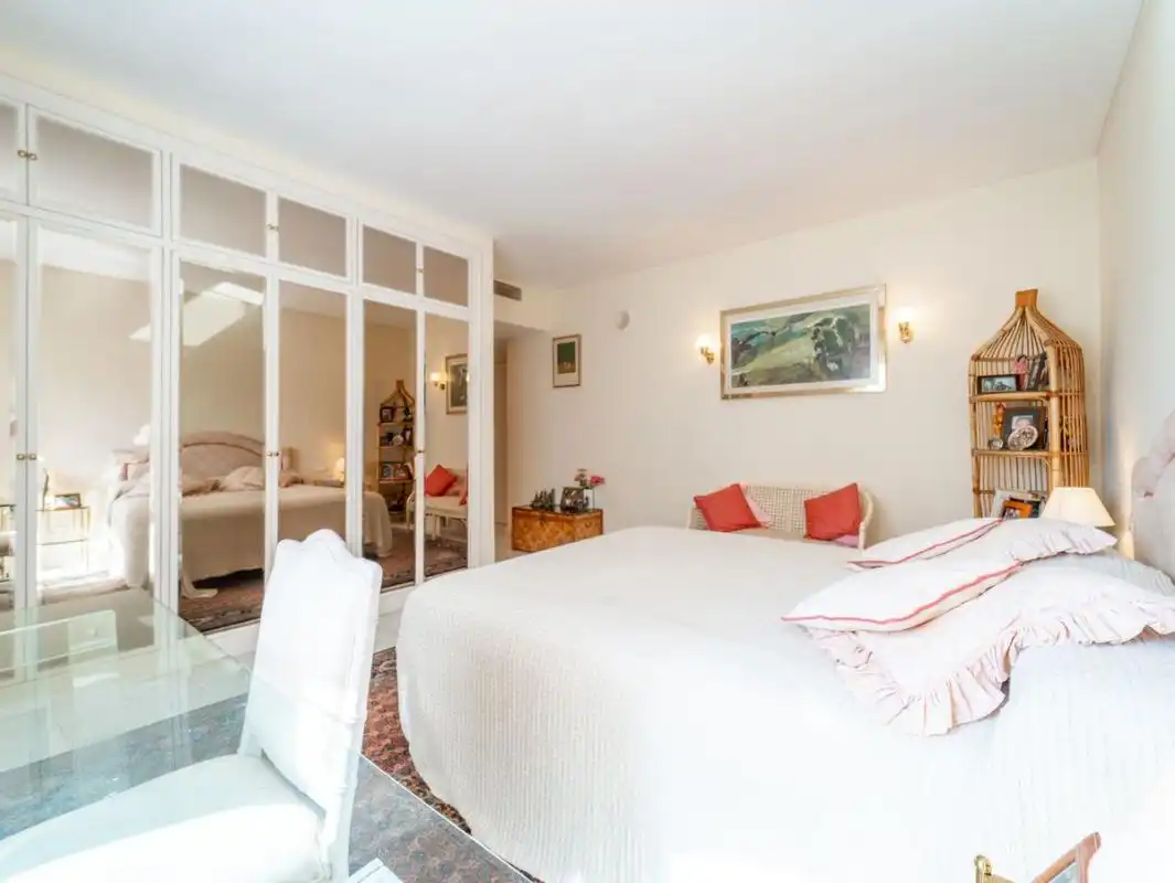 Bedroom of Flat for sale in Marbella  with Air Conditioner, Heating and Private garden