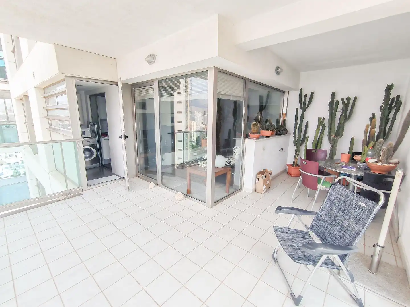 Flat with terrace for sale in Rincón de Loix, imagen 4