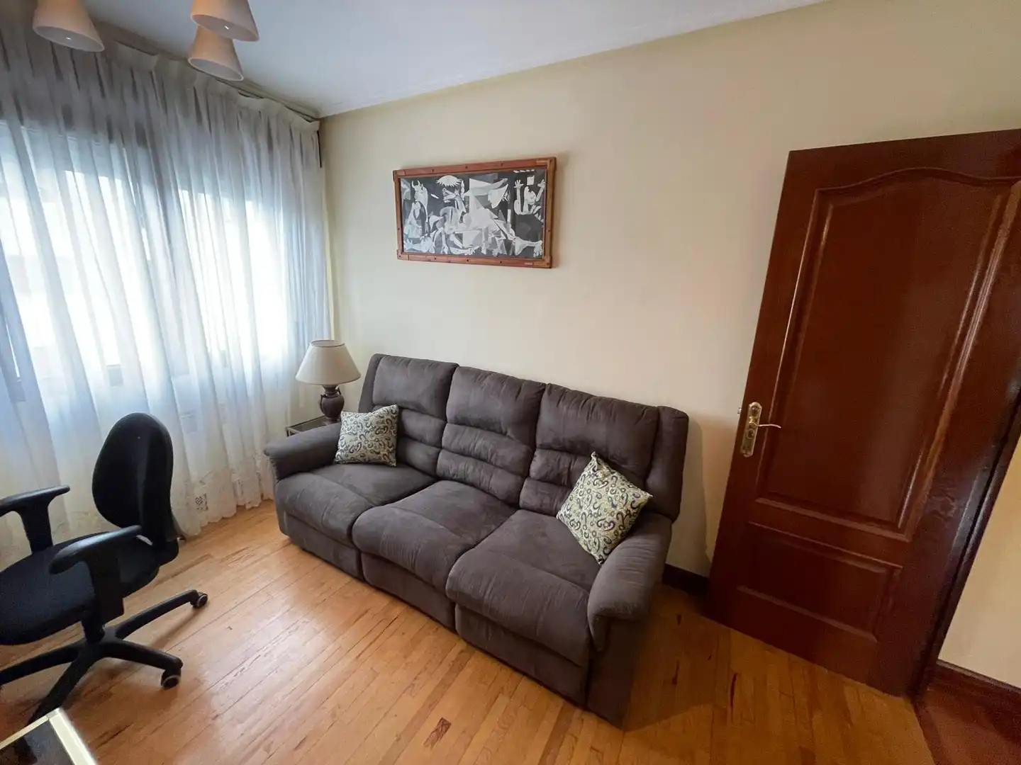 Living room of Flat for sale in Barakaldo   with Heating, Parquet flooring and Terrace