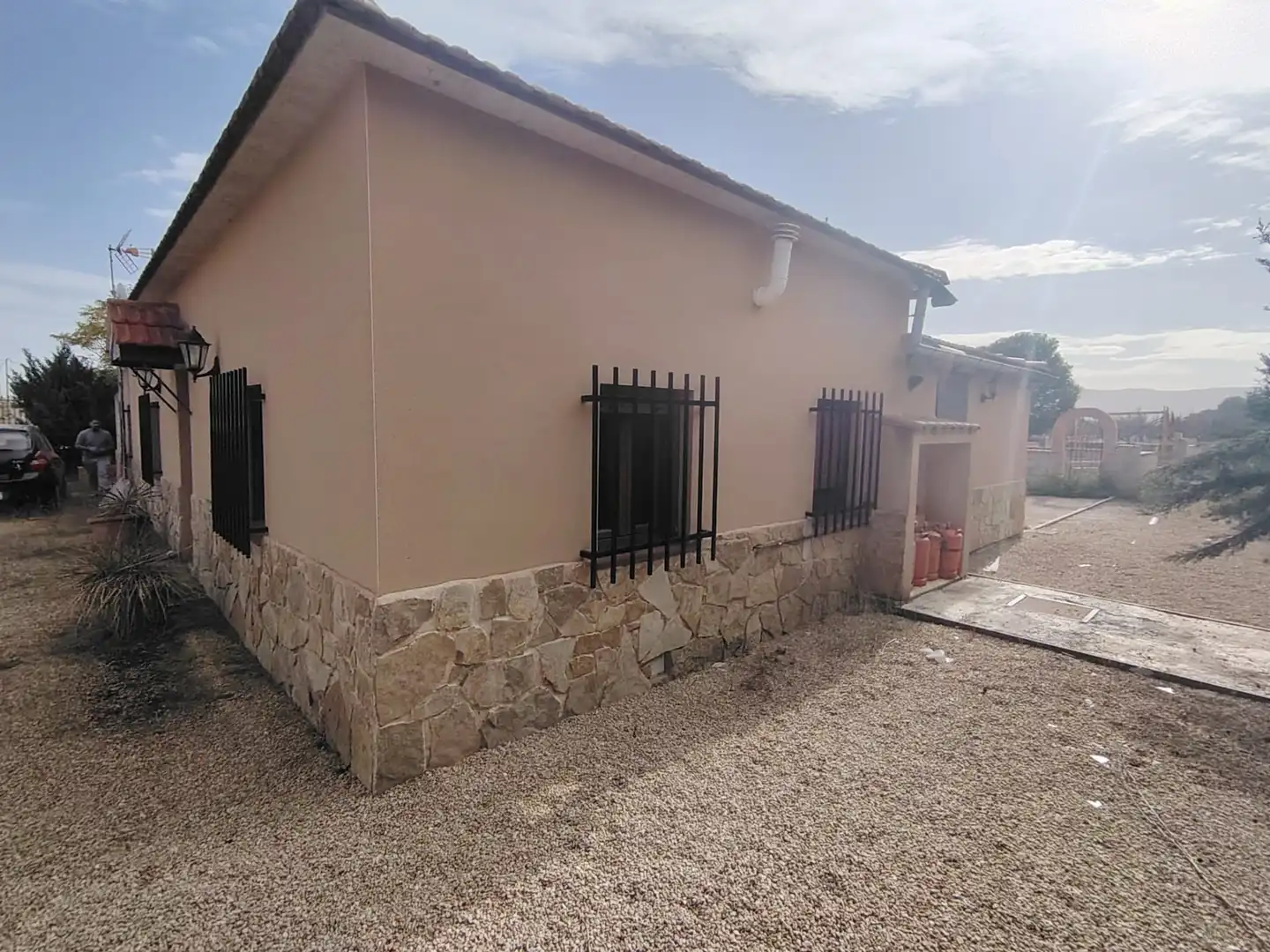 Vista exterior de Casa o xalet en venda en Beneixama amb Aire condicionat, Calefacció i Jardí privat