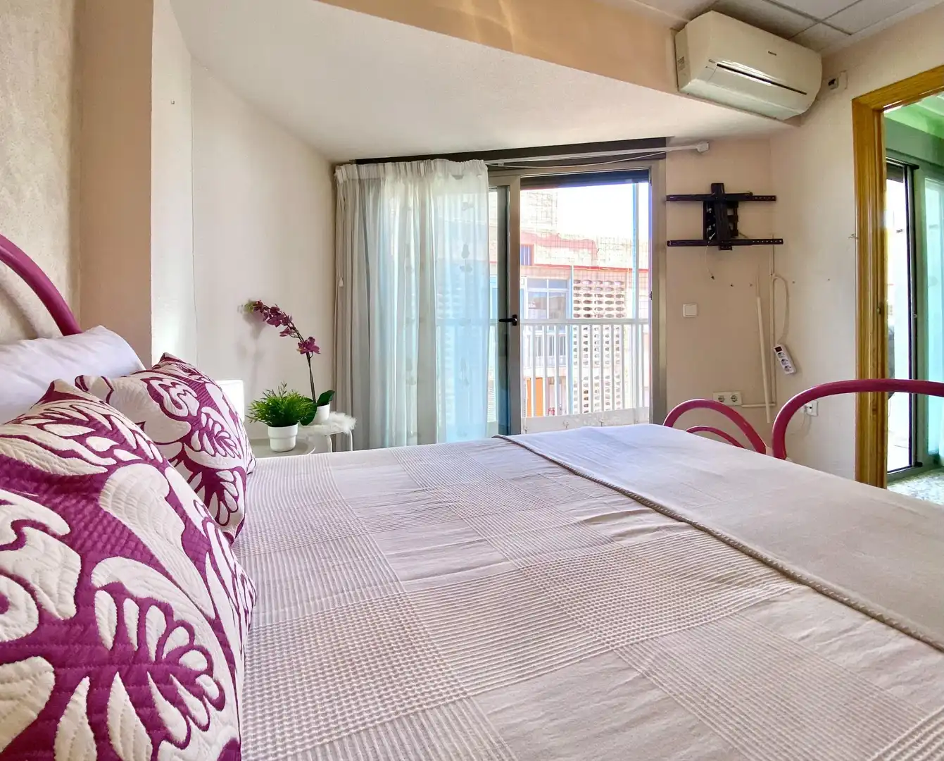 Bedroom of Flat for sale in La Pobla de Farnals  with Air Conditioner, Private garden and Balcony