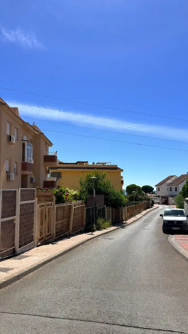 Vista exterior de Pis en venda en Fuengirola amb Aire condicionat, Calefacció i Terrassa