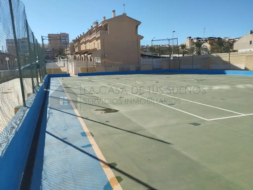 Parkplatz von Wohnungen zum Verkauf in Elche / Elx
