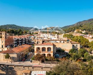 Vista exterior de Finca rústica en venda en Teià amb Calefacció, Jardí privat i Terrassa