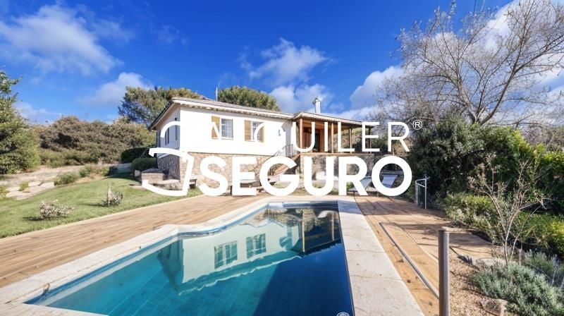 Exterior view of House or chalet to rent in Colmenarejo  with Heating, Terrace and Swimming Pool