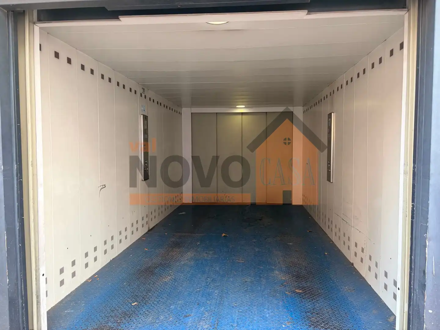 Garage zum Verkauf in Silla