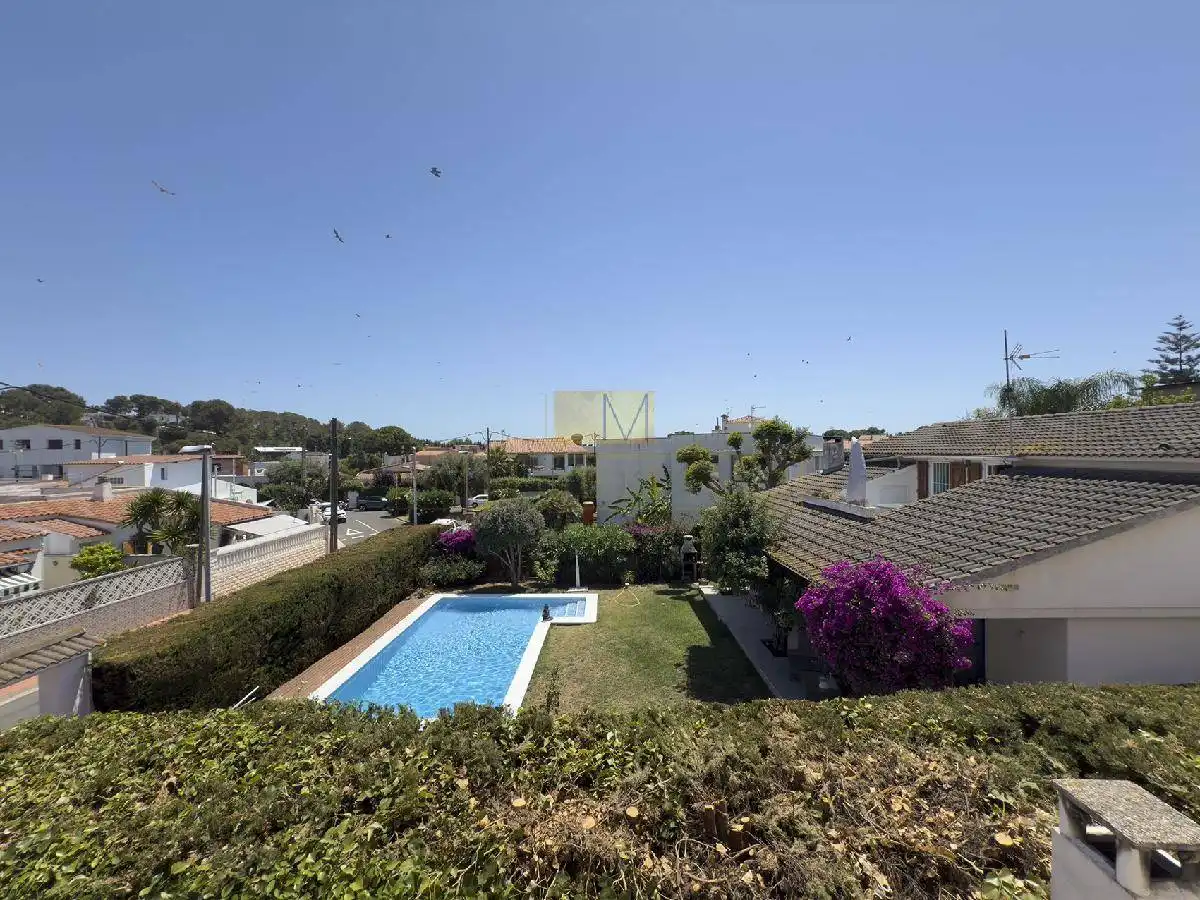 Jardí de Casa o xalet en venda en Sant Pere de Ribes amb Aire condicionat, Calefacció i Jardí privat