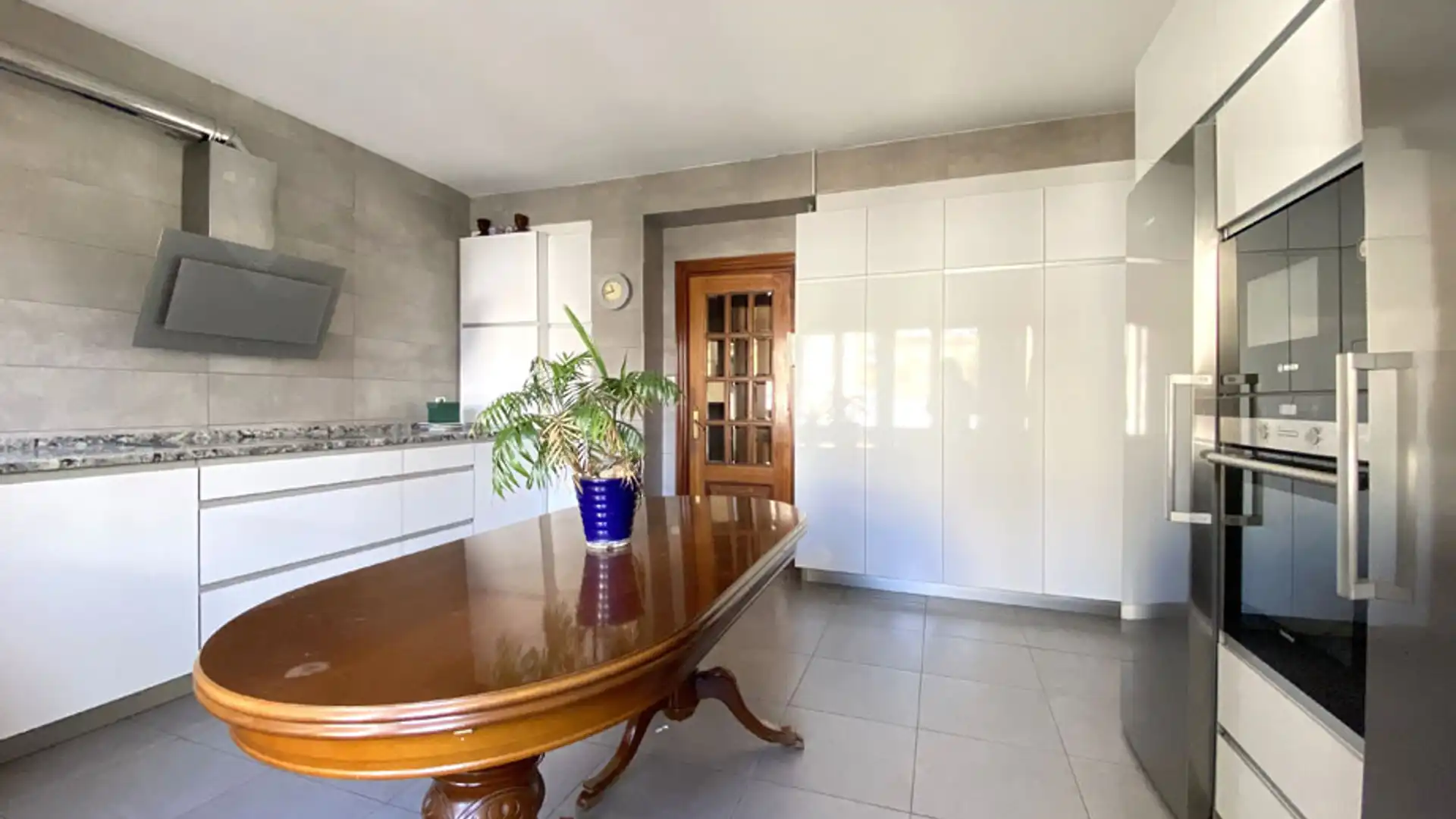 Cocina de Piso en venta en Vitoria - Gasteiz con Calefacción, Parquet y Terraza