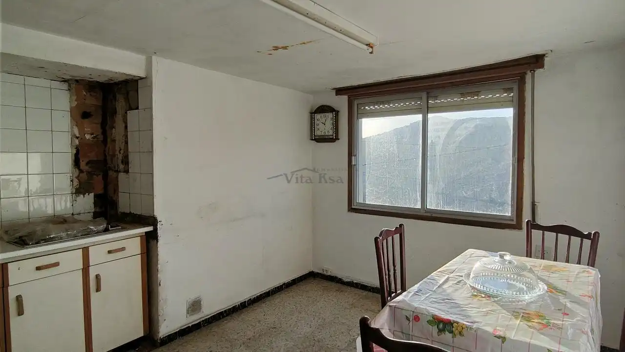 Casa rústica amb terrassa en venda a RAMUIN, imagen 8