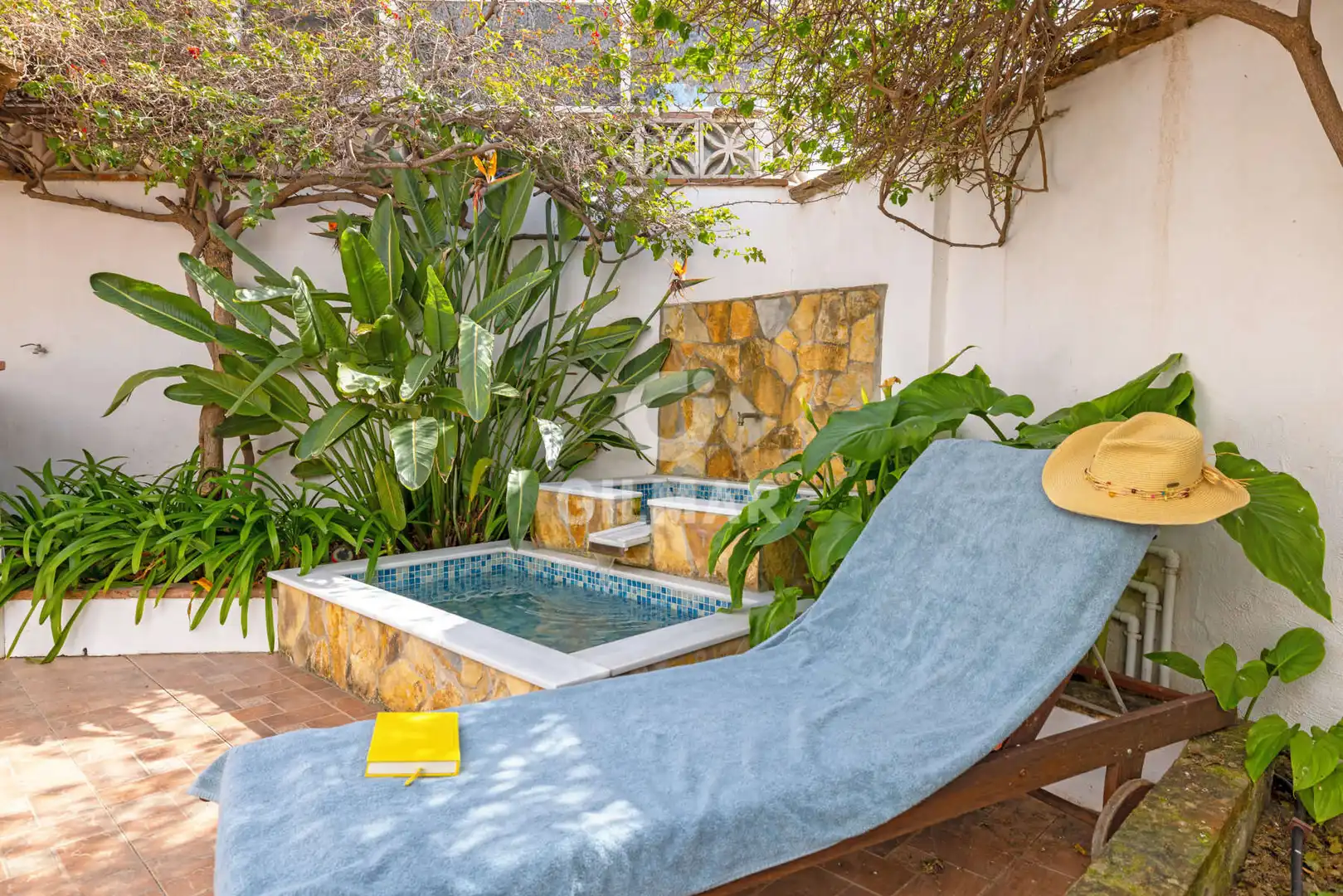 Habitatge amb jardí en venda a Estepona Pueblo
