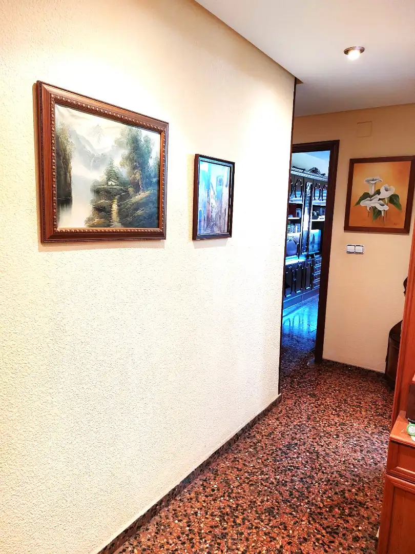 Piso en venta en Valencia con Aire acondicionado, Horno y Balcón