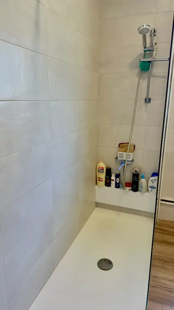 Badezimmer von Haus oder Chalet zum Verkauf in Castellar del Vallès mit Klimaanlage, Heizung und Privatgarten