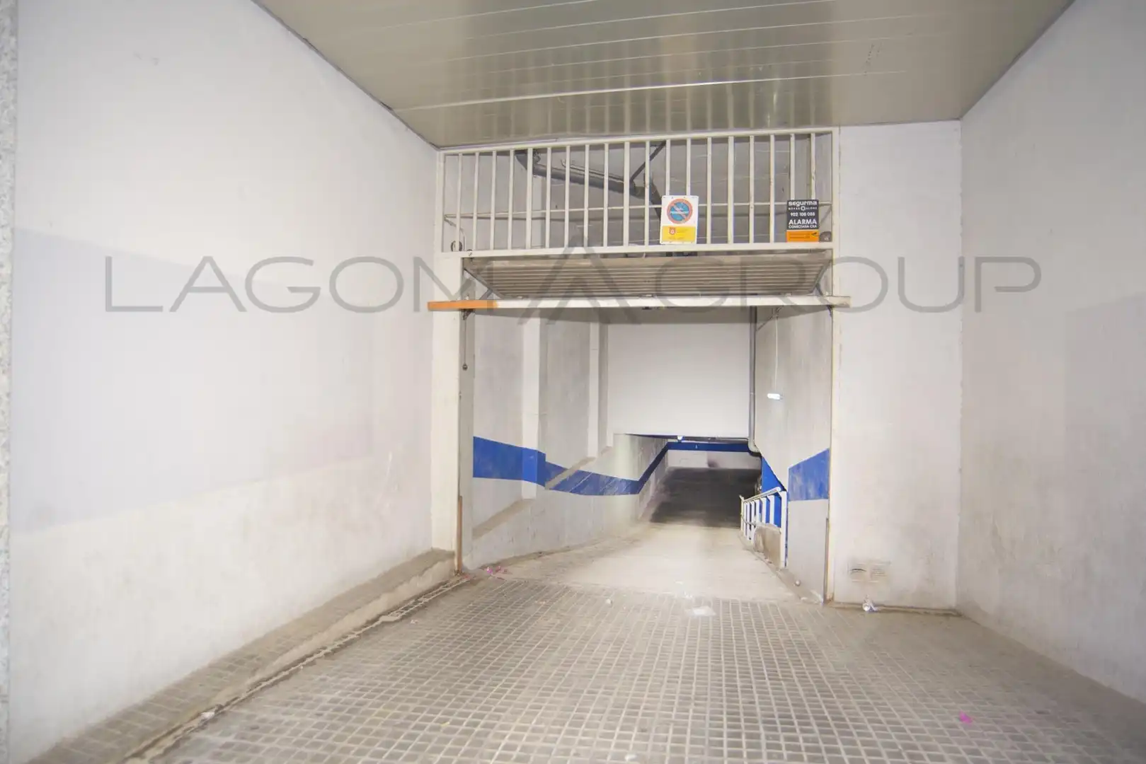 Wohnung zum Verkauf in Gavà mit Klimaanlage, Heizung und Privatgarten