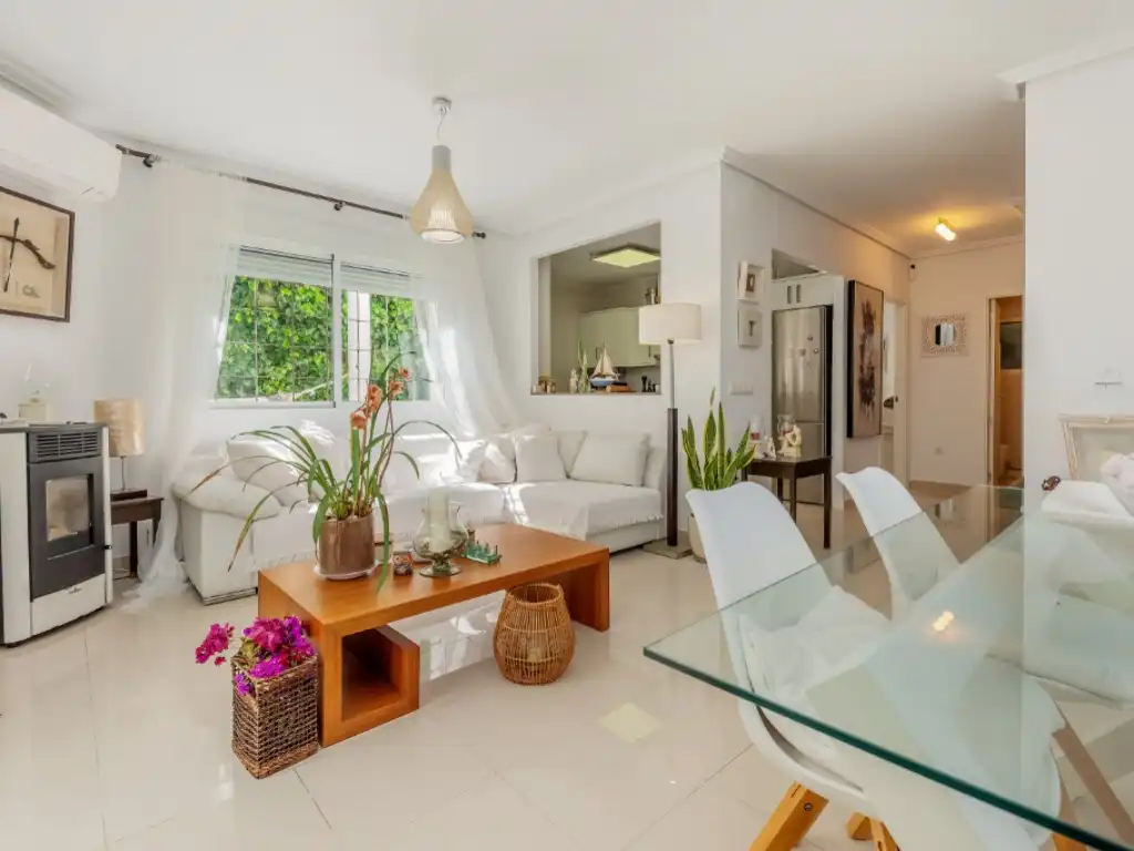 Houses for sale in Calle Oriola, 20, Pueblo Acantilado - Lanuza