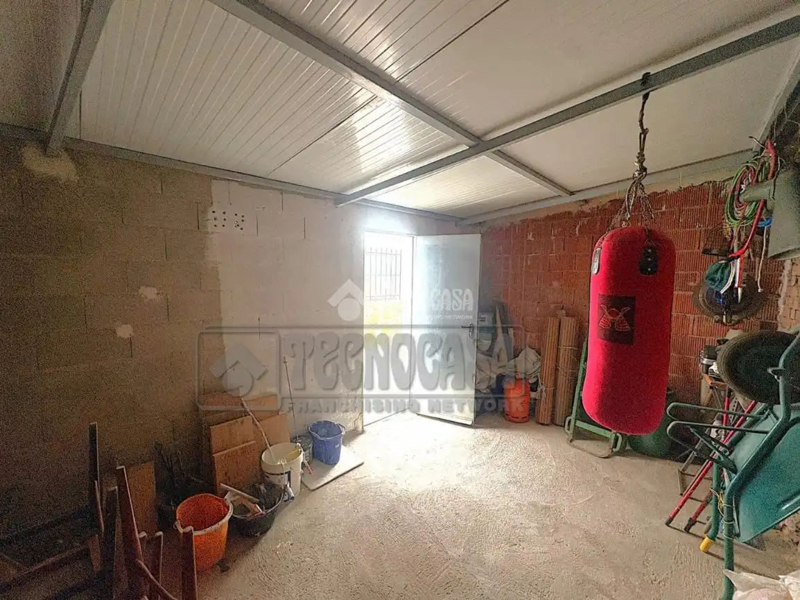 Casa adosada en venda en Altarejos amb Calefacció i Balcó