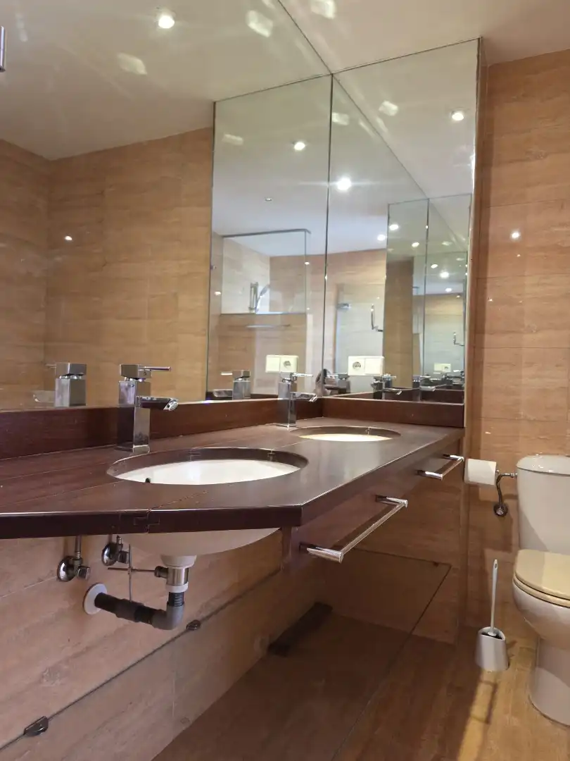 Baño de Ático de alquiler en Badajoz con Aire acondicionado, Calefacción y Parquet
