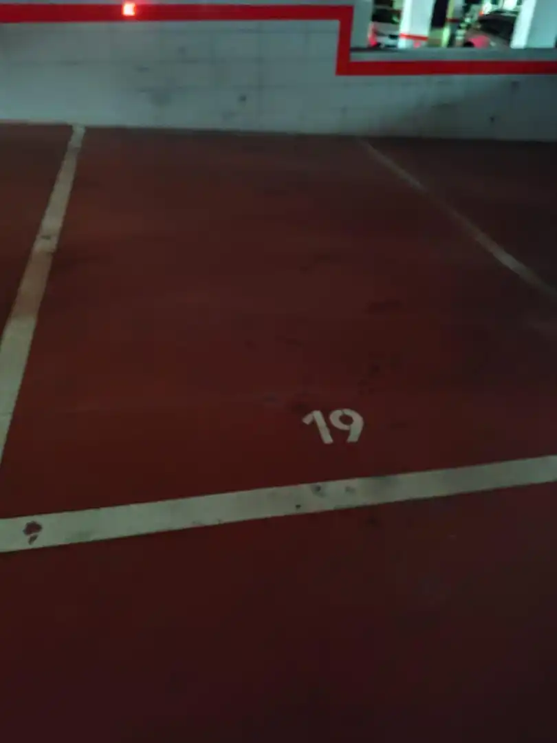 Parking de Garaje de alquiler en Badalona
