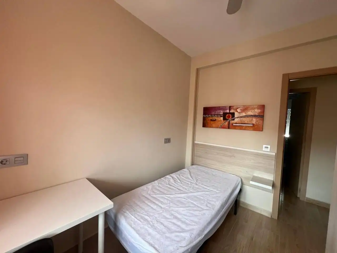 Bedroom of Flat for rent in Toledo  with Air Conditioner, Heating and Terrace
