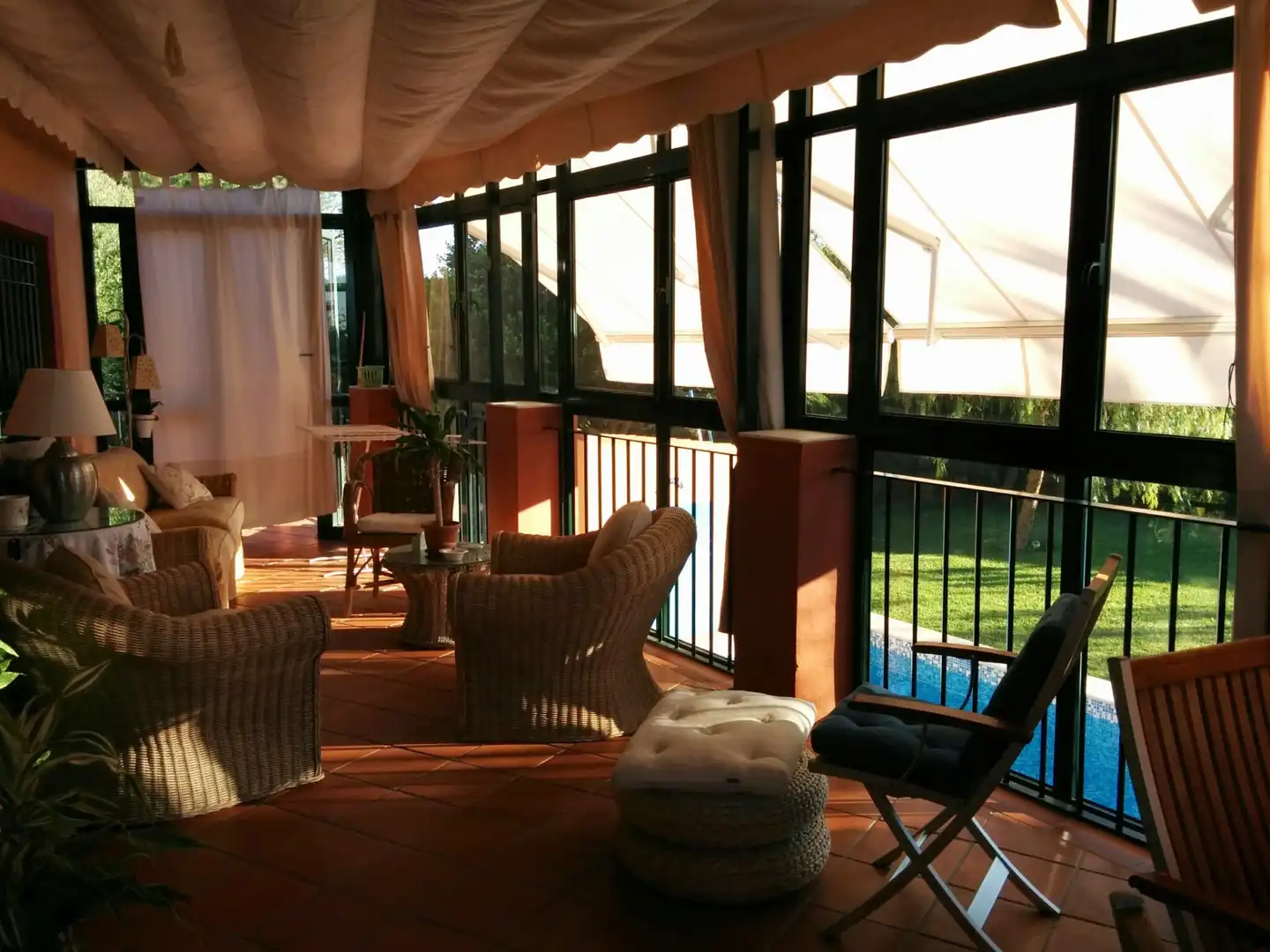 Terrassa de Casa o xalet en venda en Alcalá de Guadaira amb Aire condicionat, Calefacció i Jardí privat