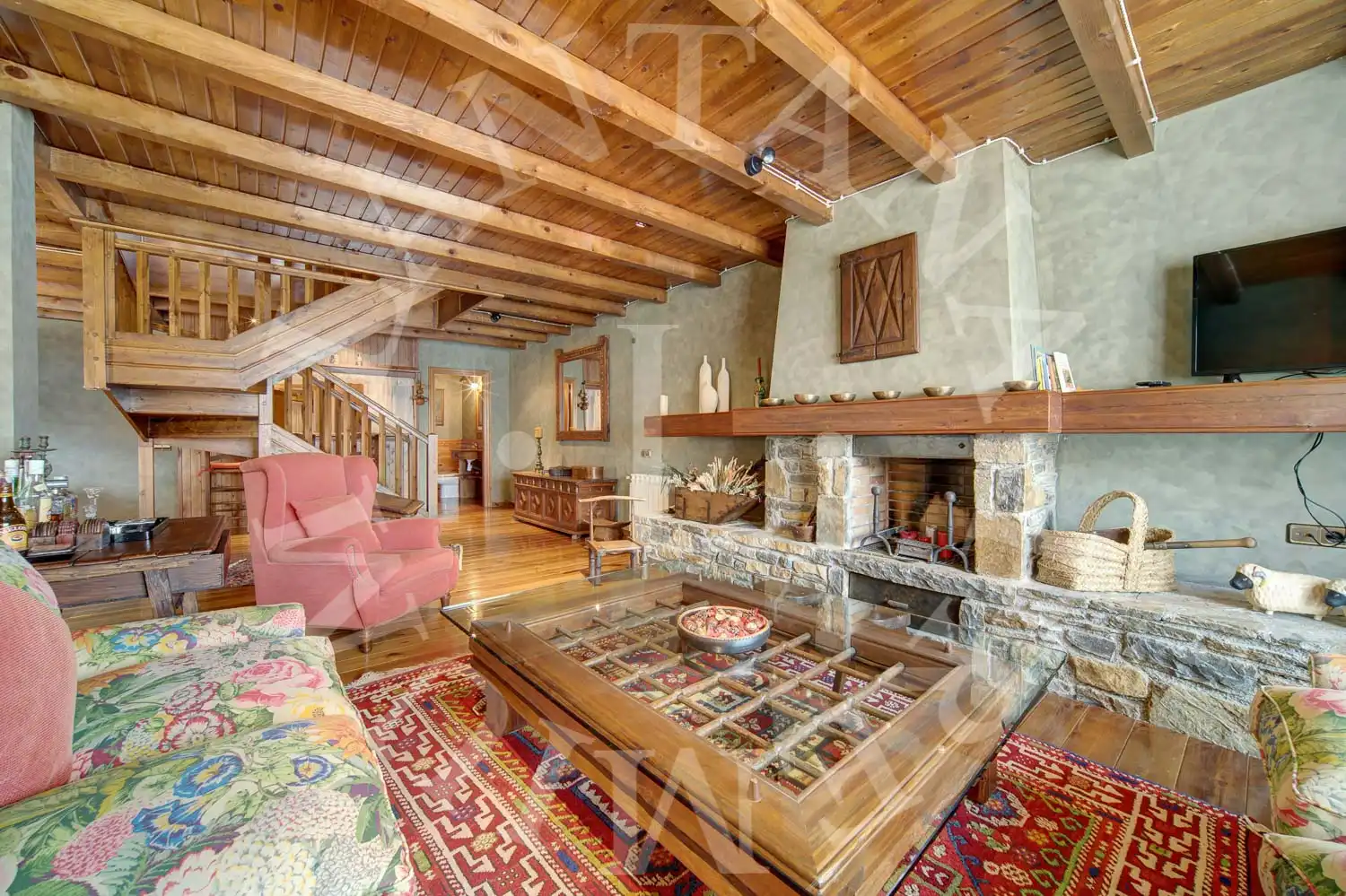 Sala de estar de Casa adosada en venta en Naut Aran con Calefacción, Jardín privado y Parquet