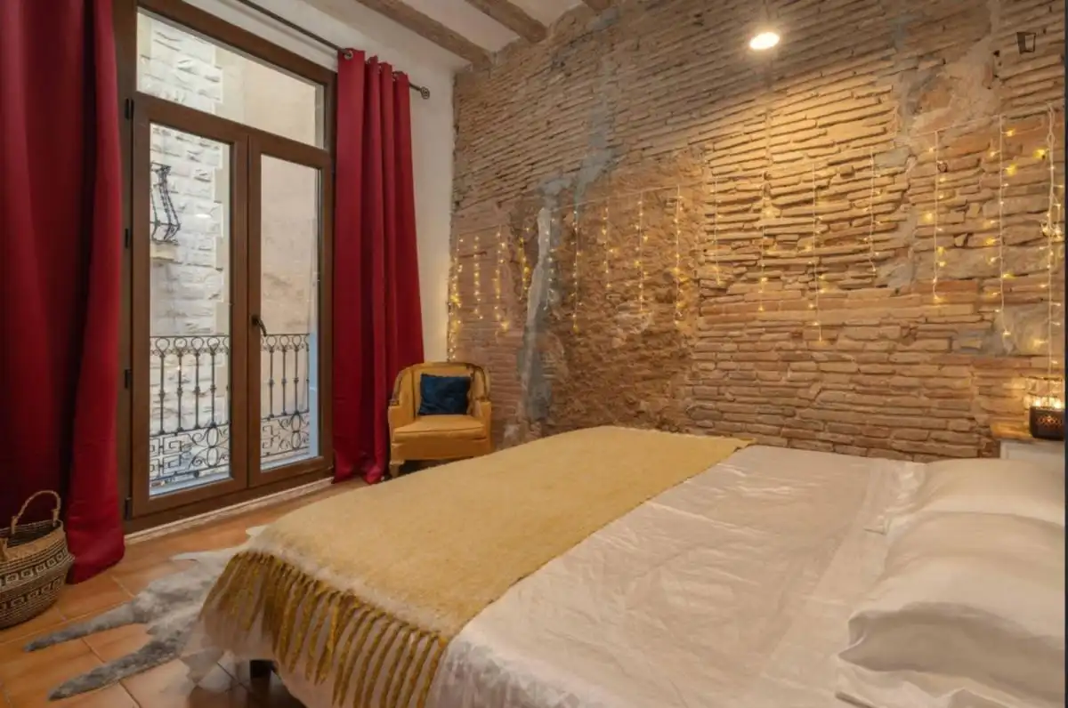 Dormitori de Apartament de lloguer en Barcelona amb Aire condicionat, Moblat i Rentadora