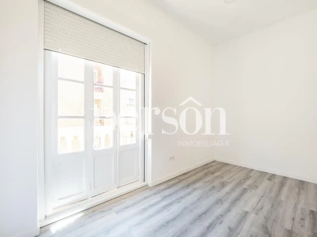 Habitación de Piso de alquiler en Valencia con Aire acondicionado, Calefacción y Amueblado