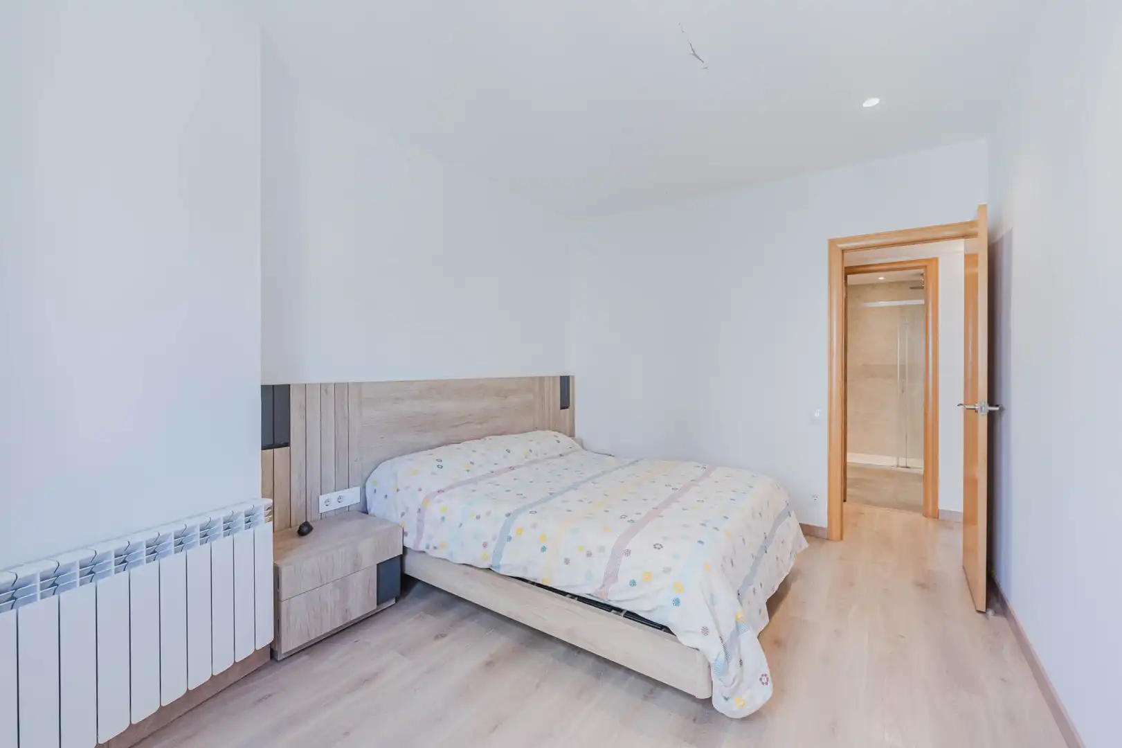 Schlafzimmer von Wohnung zum Verkauf in Barcelona mit Klimaanlage, Heizung und Parkett