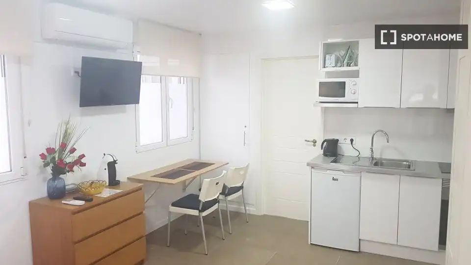 Wohnung zur Miete in Quatre Carreres, imagen 19