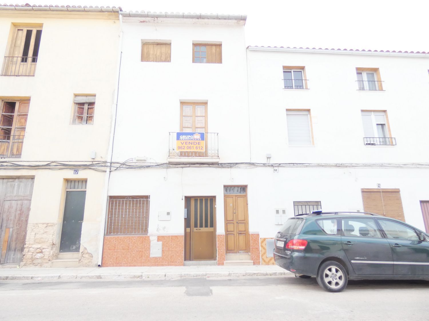Vista exterior de Casa adosada en venda en Mogente / Moixent