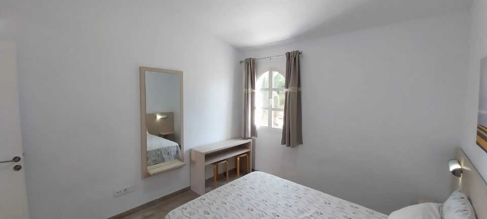 Dormitori de Apartament de lloguer en San Bartolomé de Tirajana amb Aire condicionat, Calefacció i Terrassa