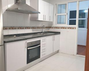 Kitchen of Flat for sale in Utrera  with Air Conditioner, Washing machine and Balcony