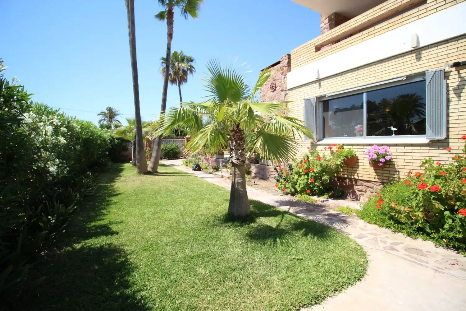 Jardín de Casa o chalet en venta en Almenara con Aire acondicionado, Calefacción y Jardín privado