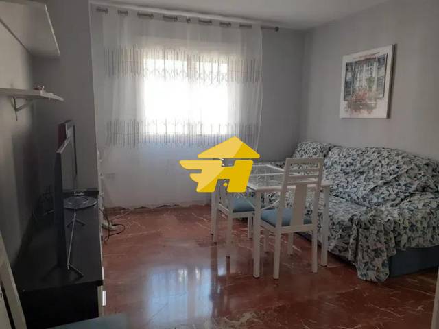 Piso en Alquiler en Calle Virgen de la Salud en Vista Alegre - Parque Cruz Conde