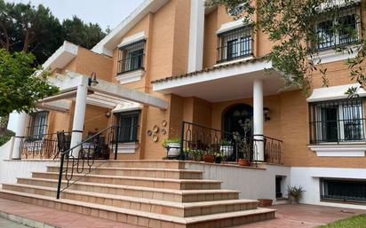 Exterior view of House or chalet for sale in Chiclana de la Frontera  with Air Conditioner, Heating and Private garden