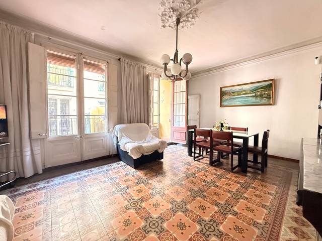 Piso en Venta en Carrer d'en Rauric en Barri Gòtic