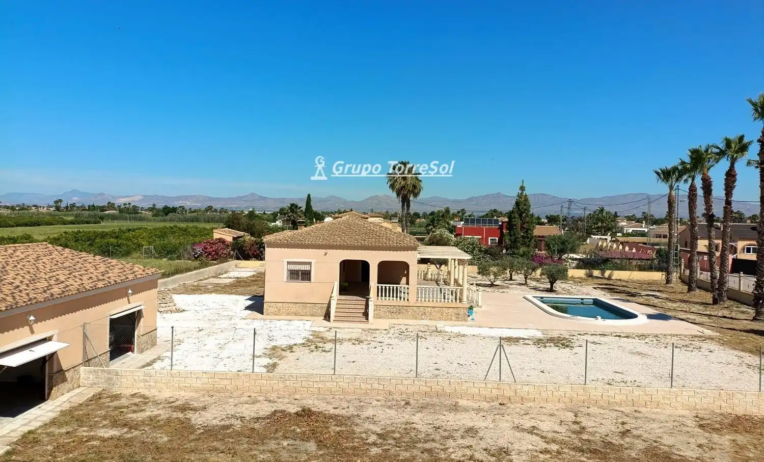 Casa o xalet en venda en Catral amb Calefacció, Jardí privat i Terrassa