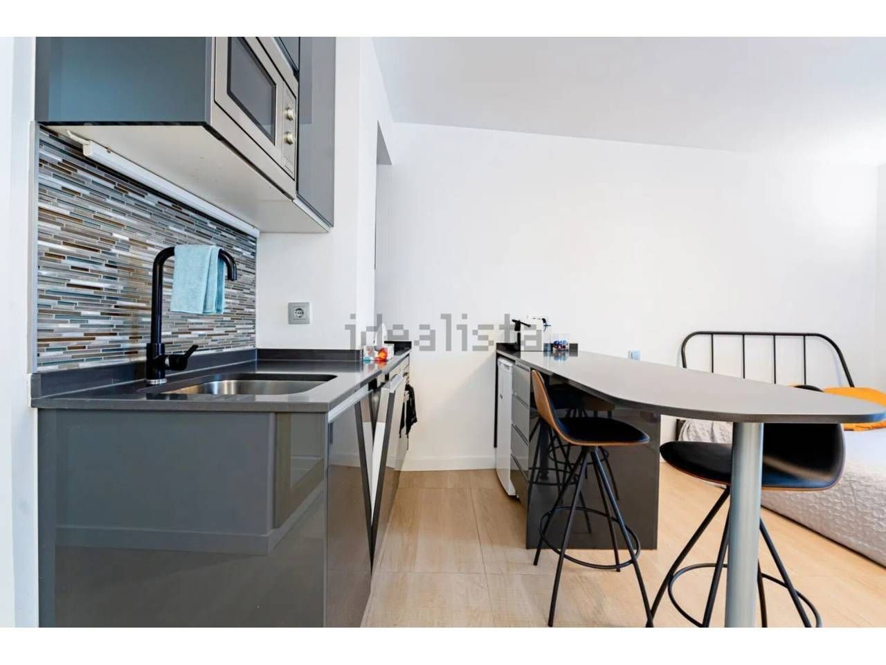 Estudi en venda a Calle Monturiol, 1, Les Torres