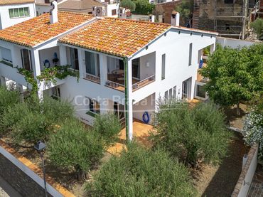 Casa con jardín en venta en Carrer de Barcelona