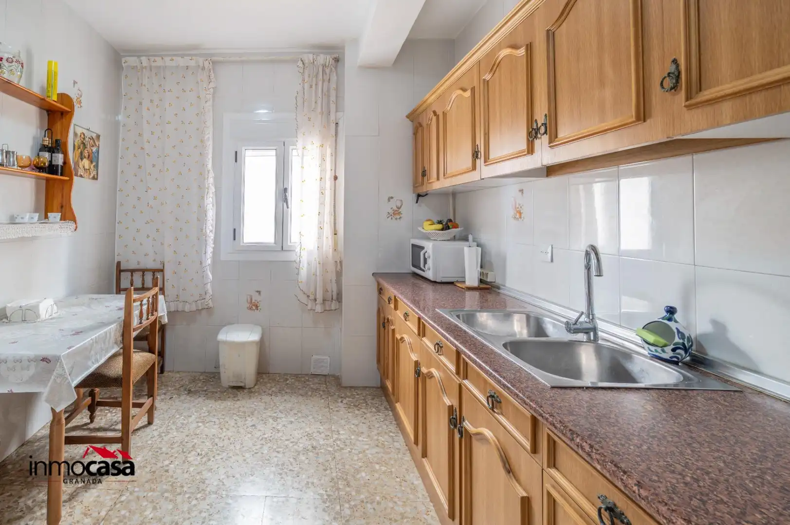 Cuina de Casa o xalet en venda en Cádiar amb Terrassa