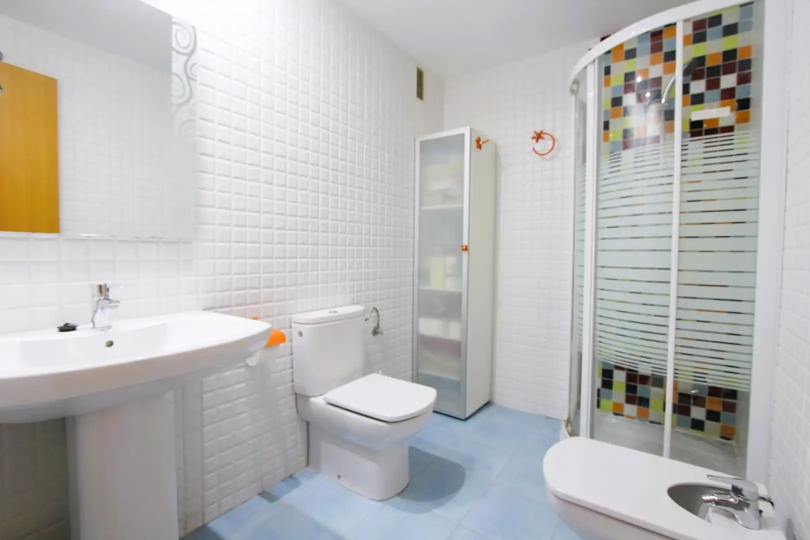 Bathroom of Apartments for sale in Oropesa del Mar / Orpesa  with Terrace, Furnished and Community pool