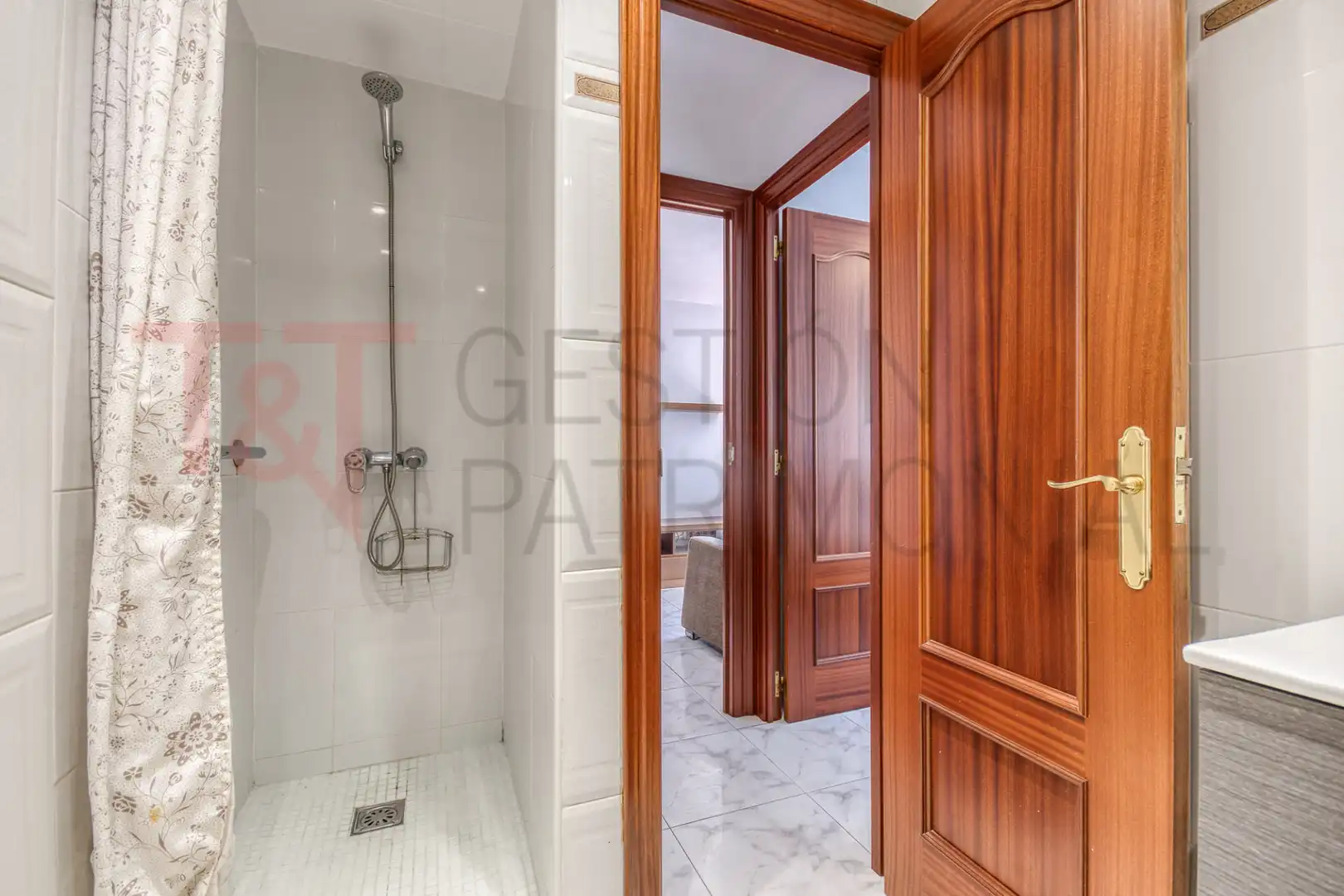 Baño de Piso en venta en Calella con Aire acondicionado, Horno y Balcón